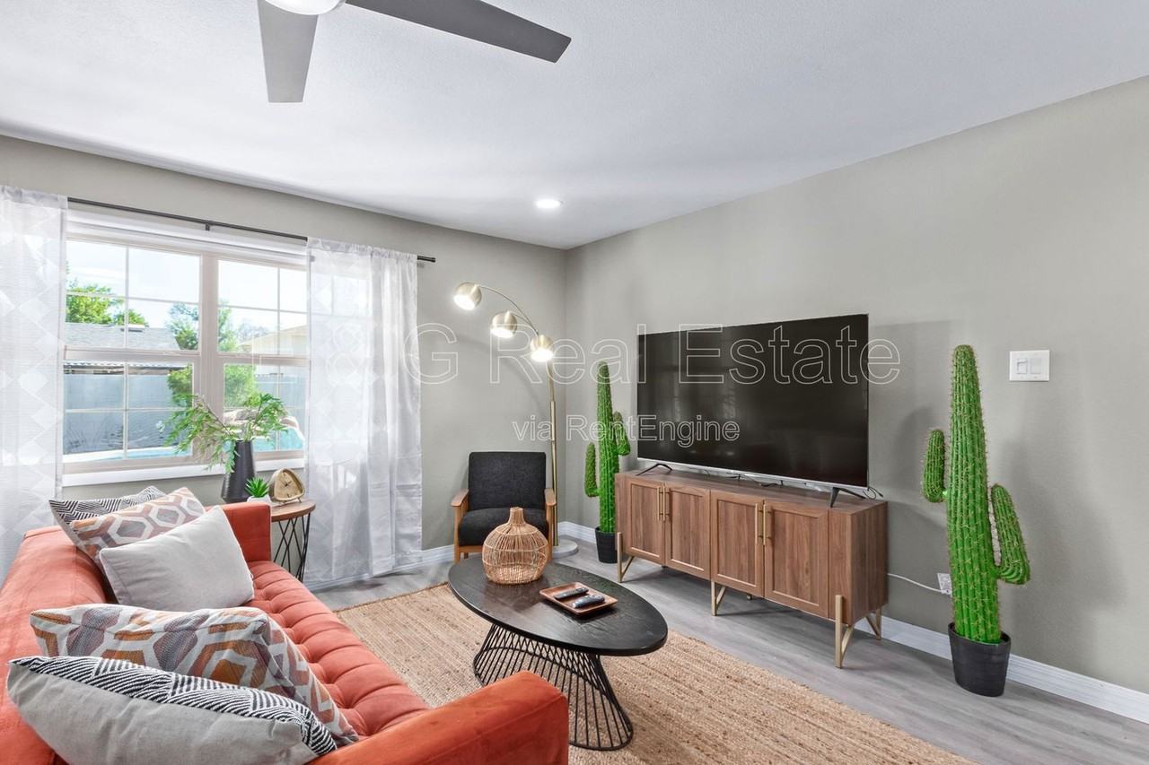 1601 E Fremont Dr - Photo 6 of 29