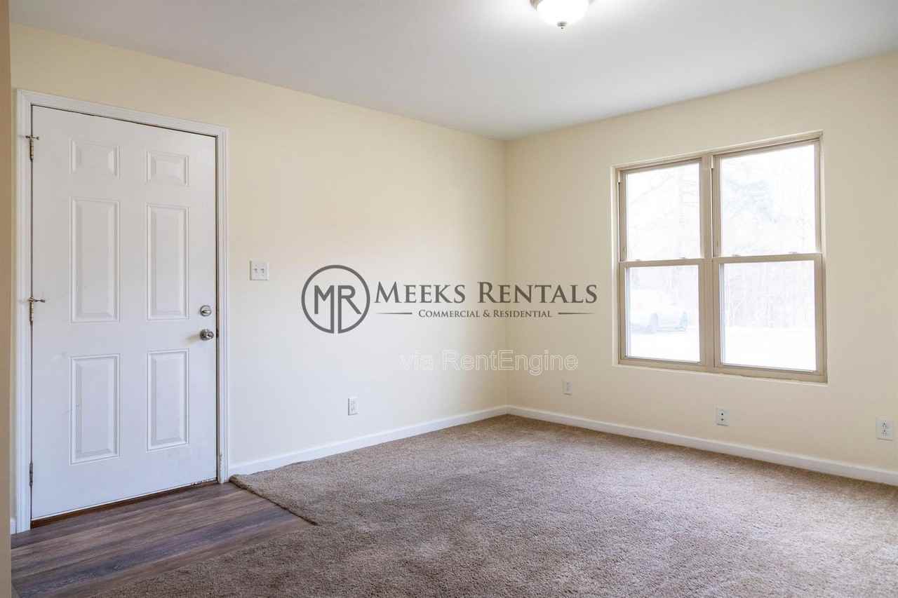 19534 Midland Trl #27E - Photo 4 of 10