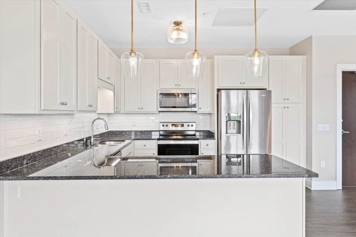 145 S Main St #406 - Photo 5 of 34