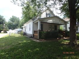 featured image of 400 Sw Lindenwood Ave