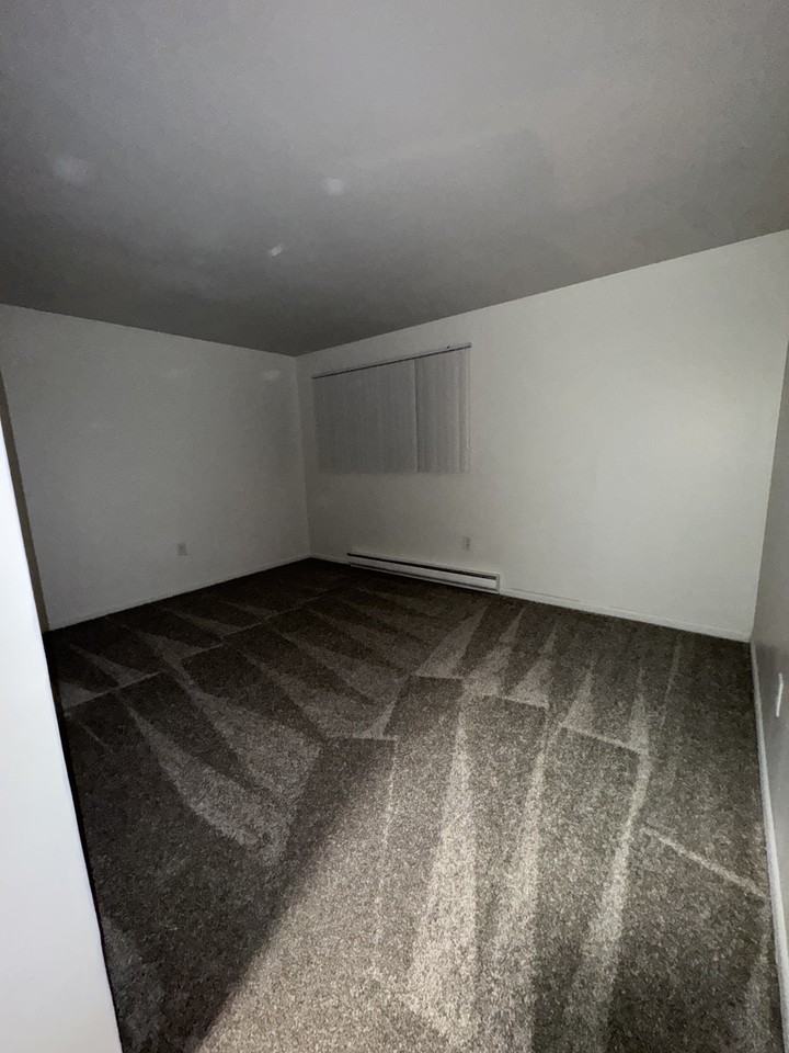 522 Willow St #8 - Photo 3 of 11