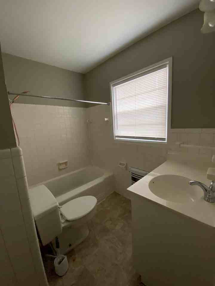 300 Cherry Hill Dr #6 - Photo 7 of 16