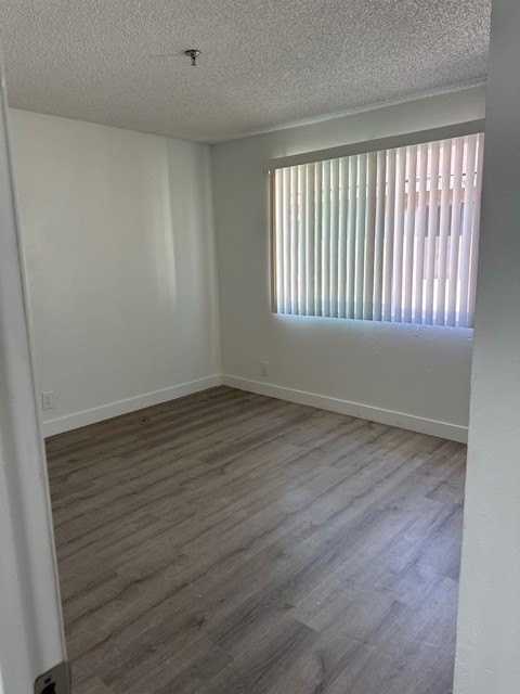 1327 W. Civic Center Dr. - Photo 3 of 9