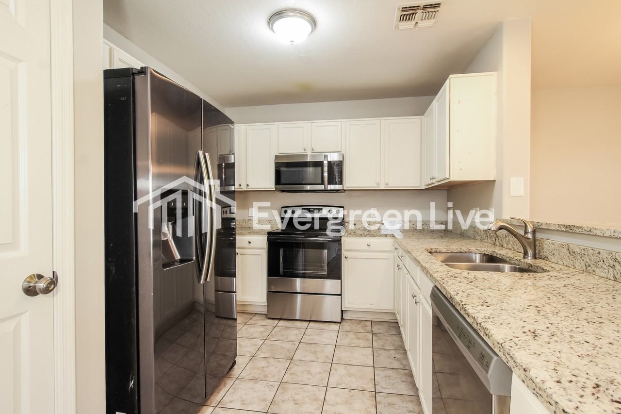 12057 W Aster Dr - Photo 7 of 15