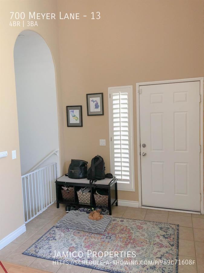 700 Meyer Ln #13 - Photo 7 of 44