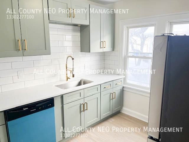 4306 Buechner Ave - Photo 7 of 18