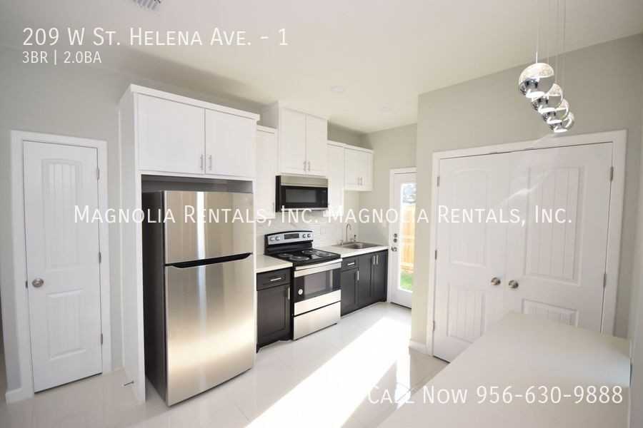 209 W Saint Helena Ave #1 - Photo 5 of 12