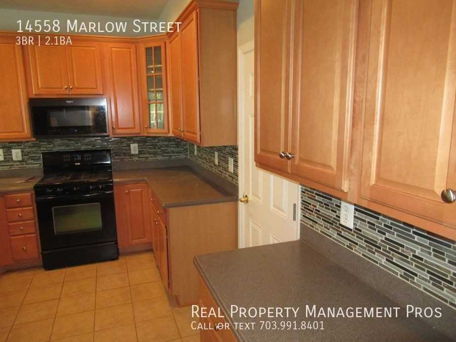 14558 Marlow St - Photo 7 of 20