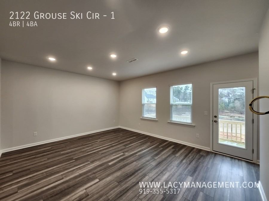 2122 Grouse Ski Cir - Photo 2 of 24