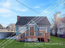 111 Davis Ave - Photo 1 of 1