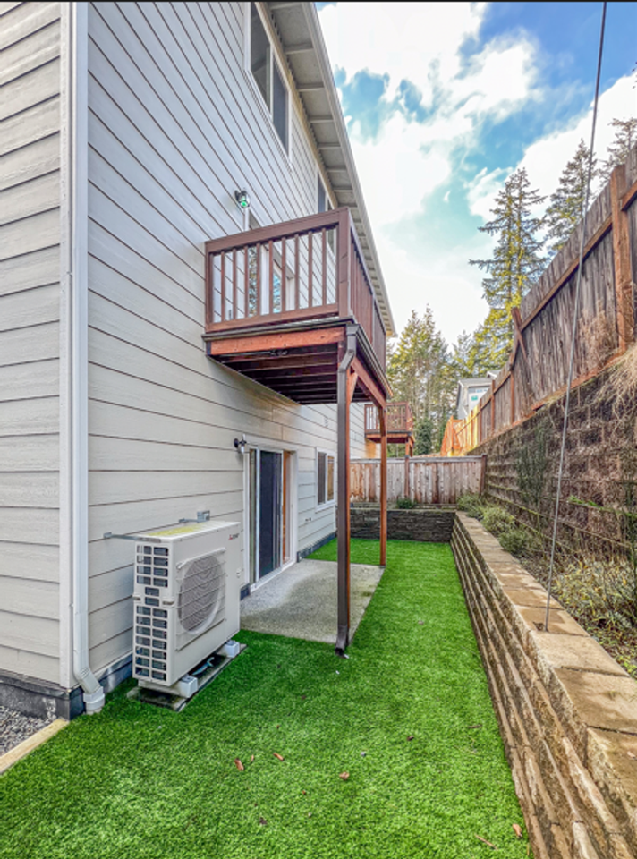 13128 12th Dr Se #B - Photo 5 of 32