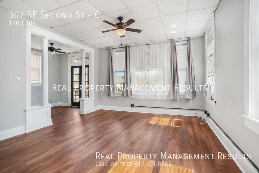 307 Se 2nd St #C - Photo 5 of 13