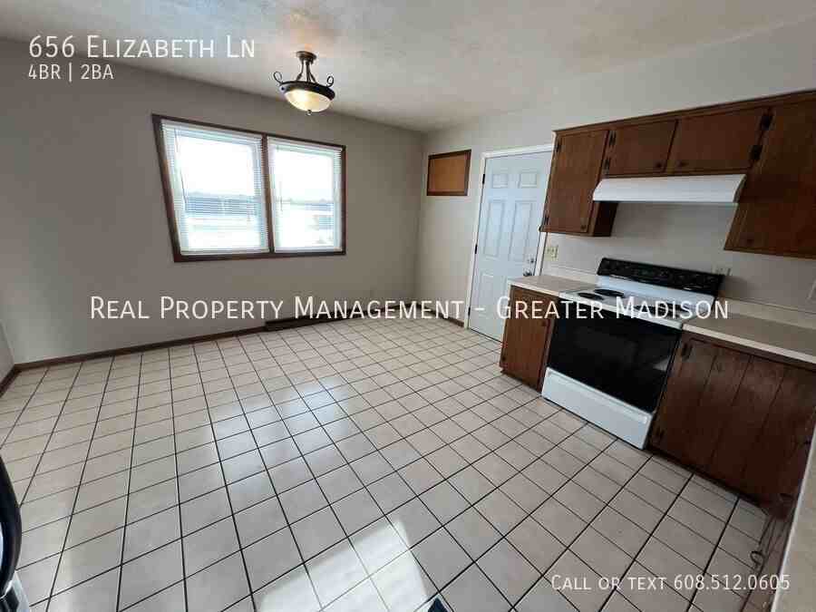 656 Elizabeth Ln - Photo 5 of 25