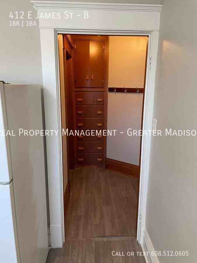 412 E James St #B - Photo 4 of 12