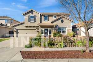 featured image of 3576 Hume St