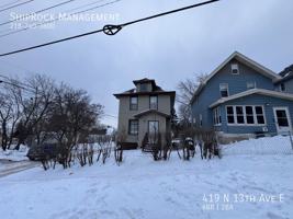 featured image of 419 N 13th Ave E