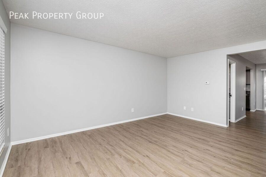 182 Blakeford Dr #182WH - Photo 7 of 30