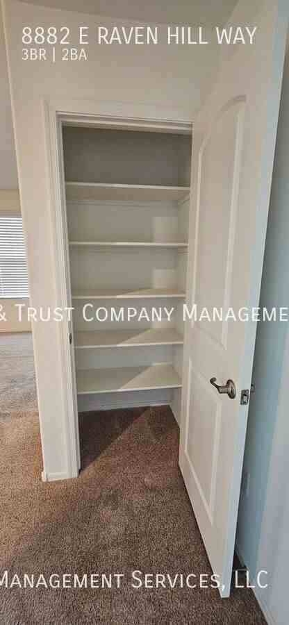 8882 E Raven Hill Way - Photo 7 of 9