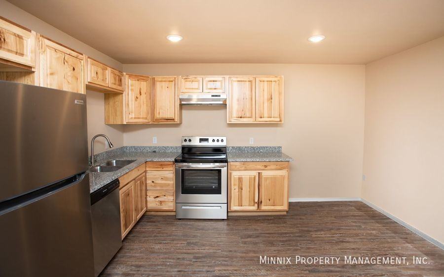 2509 N Avenue O - Photo 4 of 27