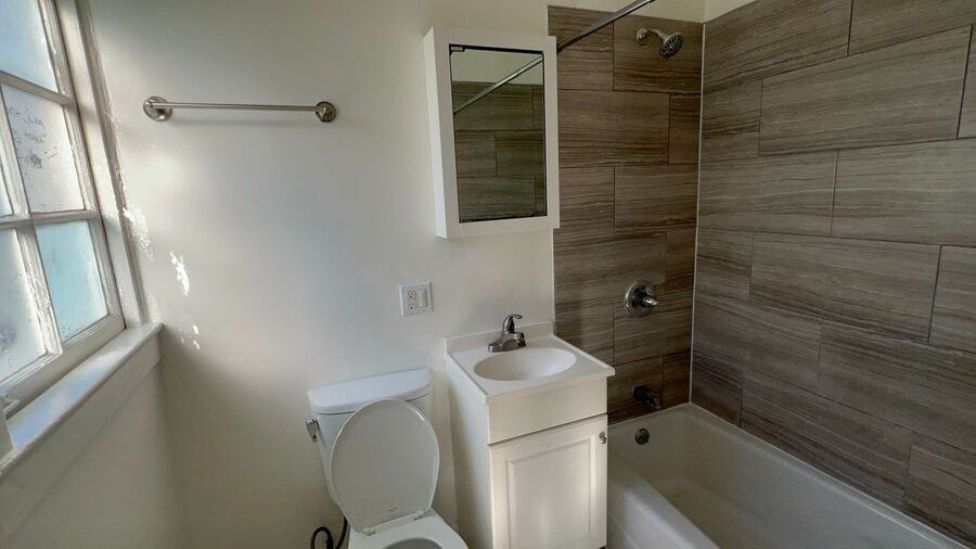 285 Turk St #402 - Photo 6 of 6