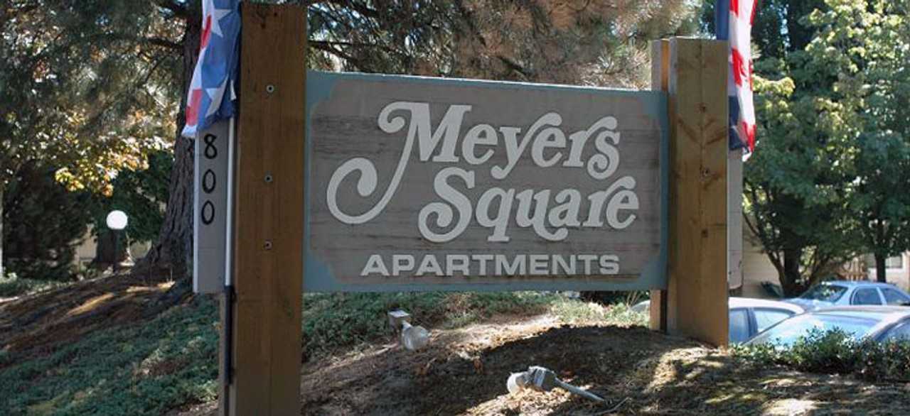 #440 MEYERS SQUARE APTS - Photo 4 of 10