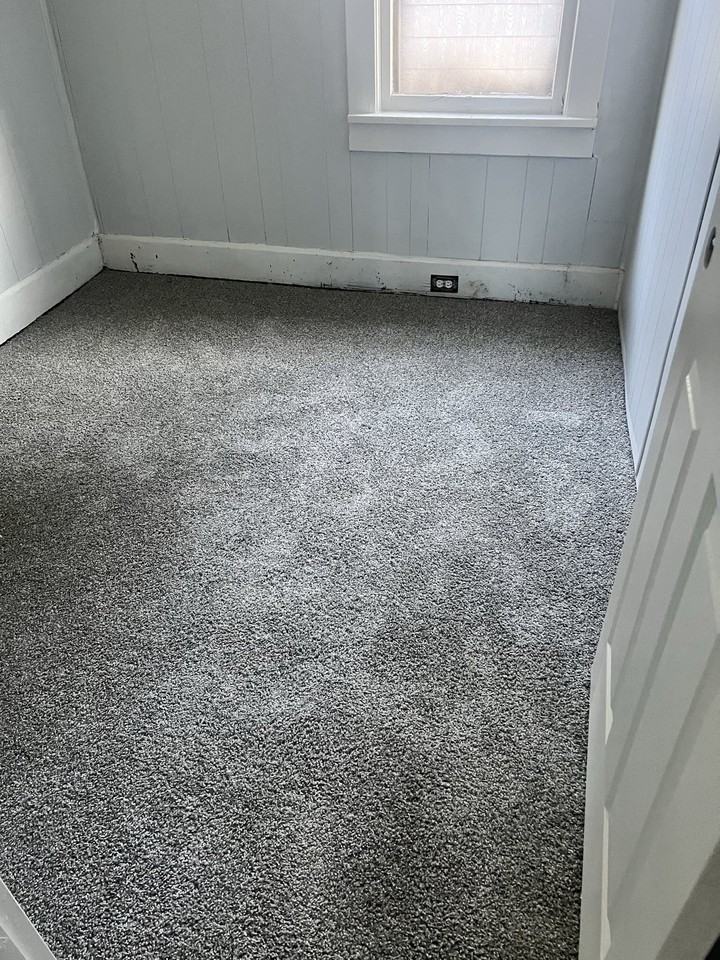 1402 N 26th St - Photo 5 of 9