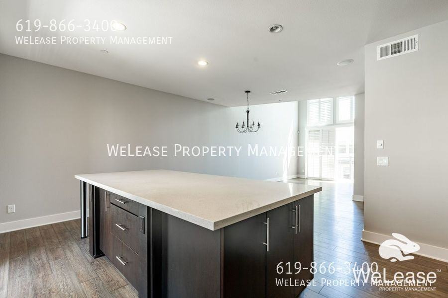 7821 Stylus Dr - Photo 3 of 25