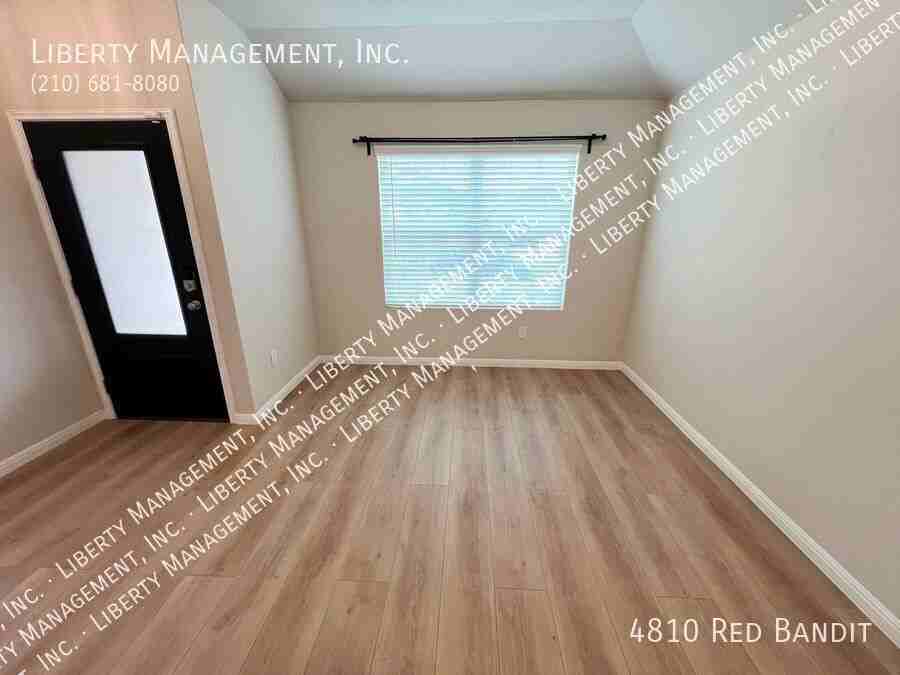 4810 Red Bandit St - Photo 3 of 30