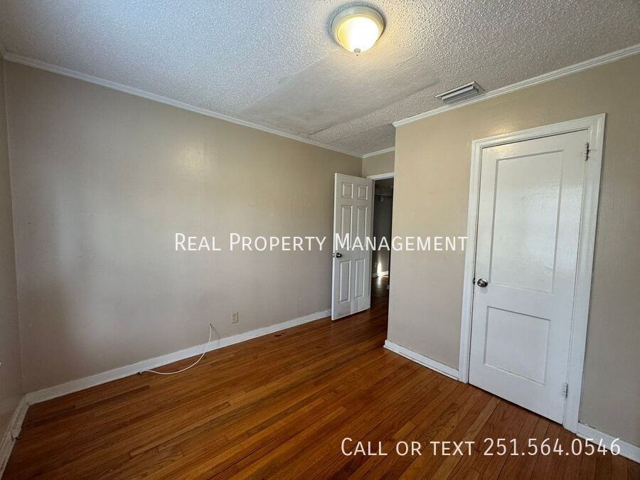 207 Pinehill Dr - Photo 6 of 18