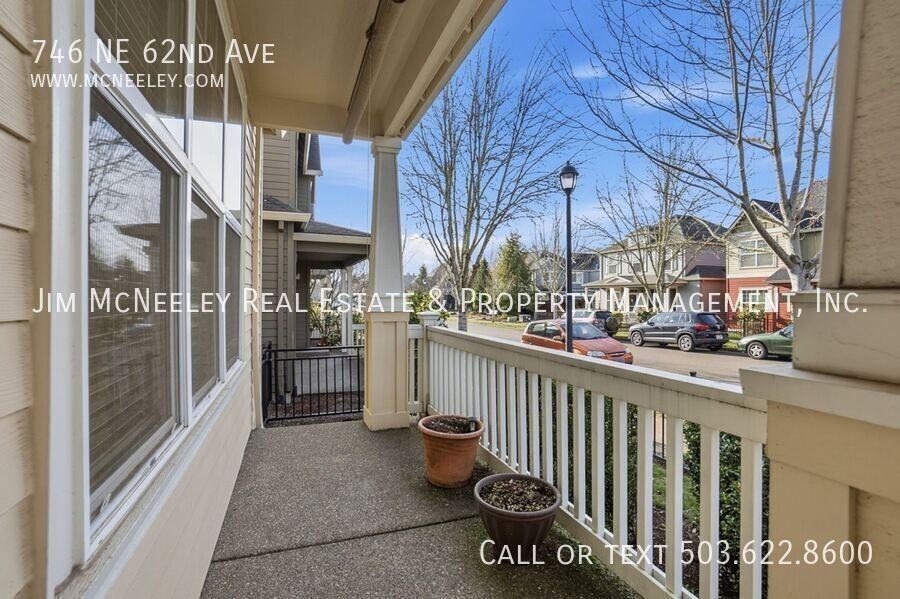 746 Ne 62nd Ave - Photo 4 of 35