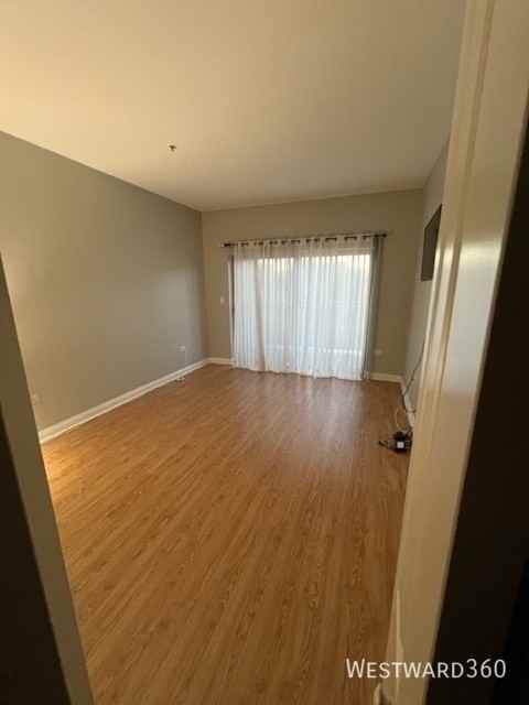 1650 Riverwoods Dr #203 - Photo 4 of 9