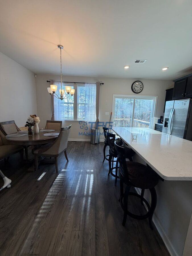 55 Melanie Way - Photo 5 of 13