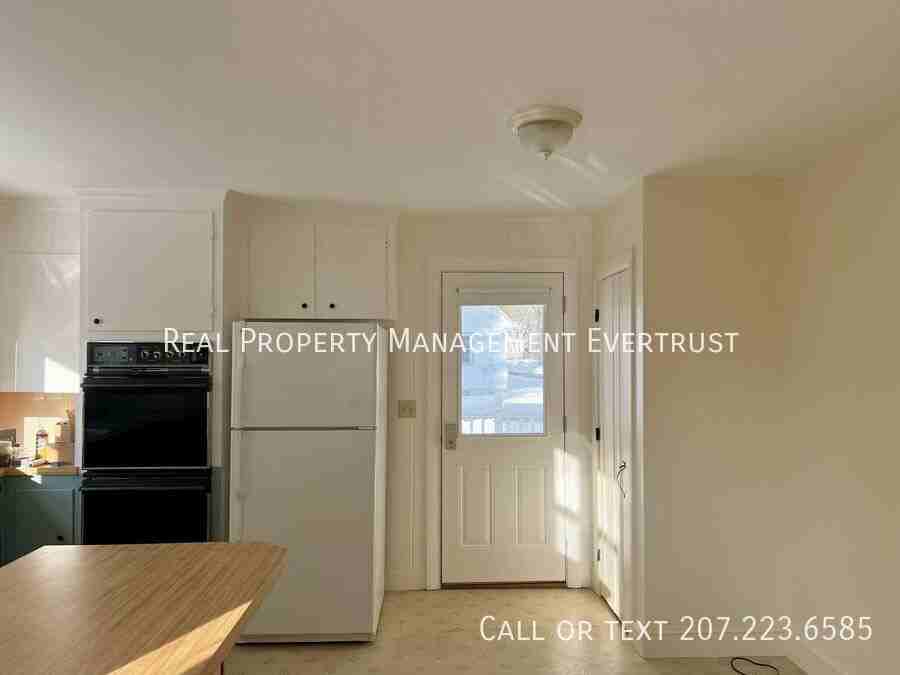 32 Belfield St - Photo 2 of 23