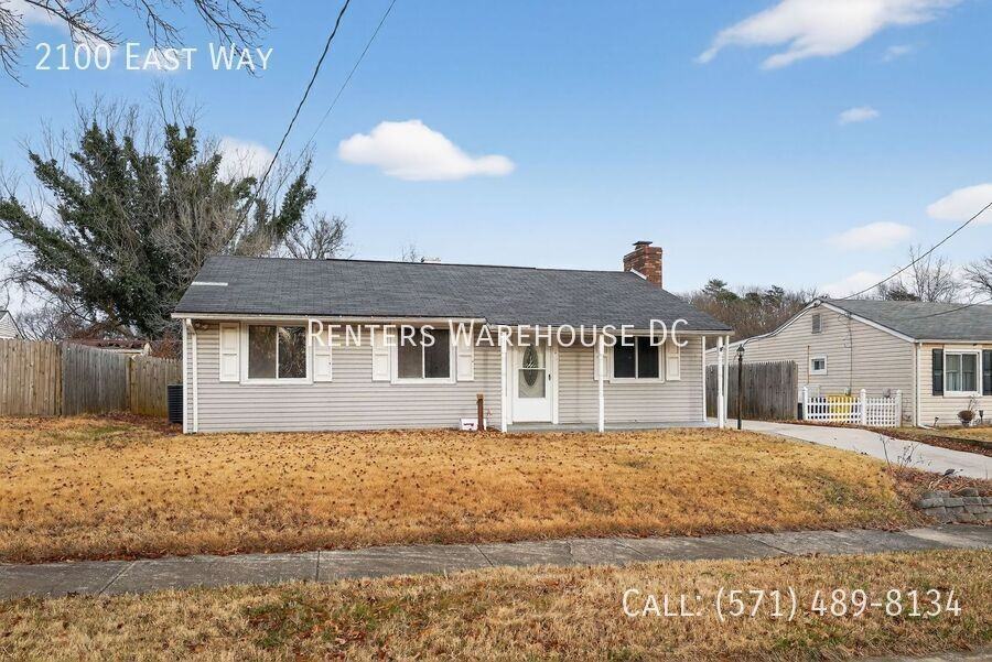 2100 Eastway - Photo 2 of 15