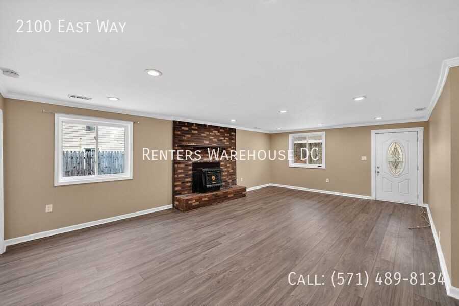 2100 Eastway - Photo 7 of 15