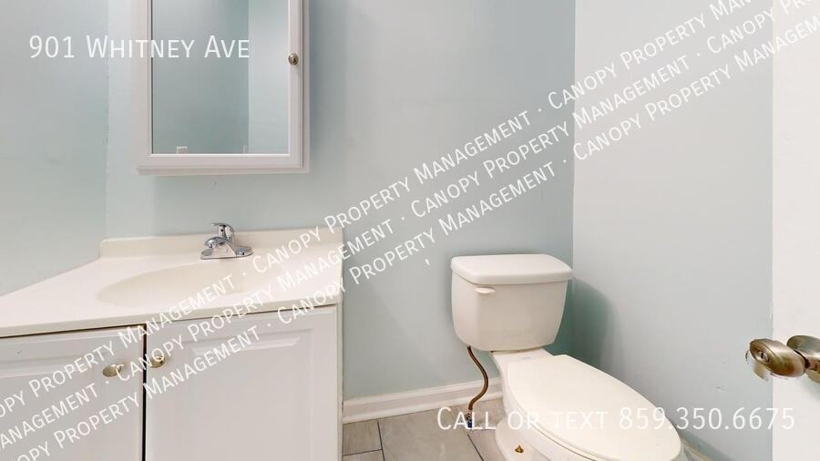 901 Whitney Ave - Photo 5 of 14