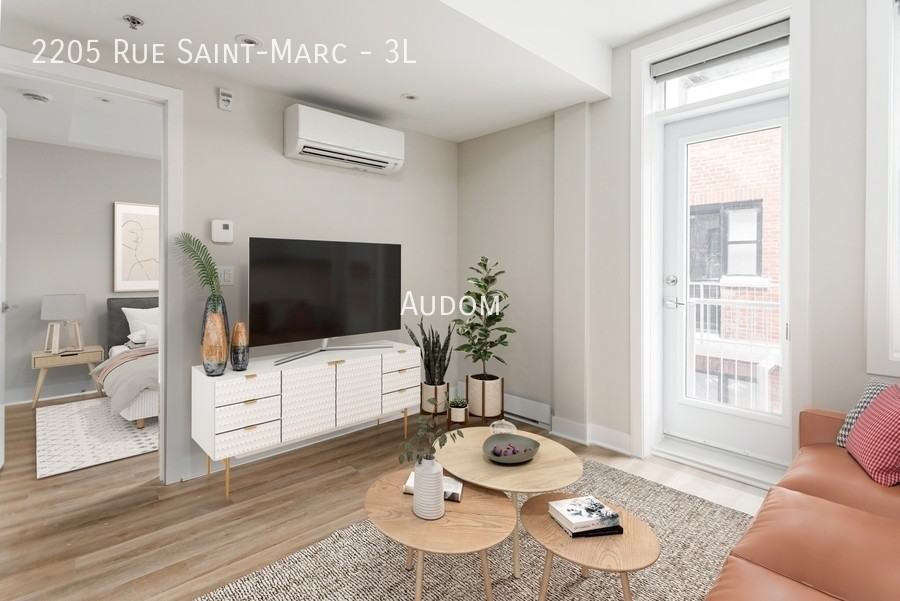 2205 Rue Saint-Marc #3L