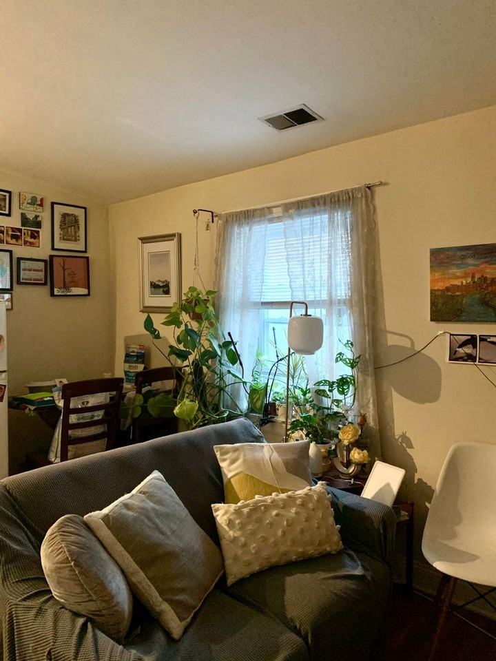 629 Catharine St - Photo 2 of 18