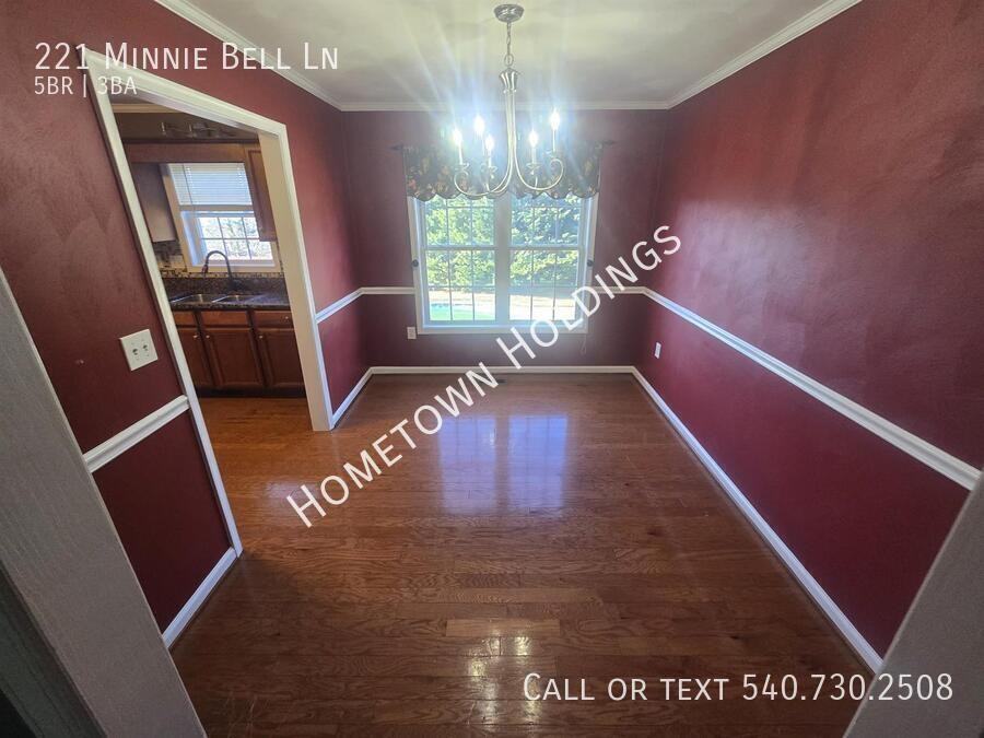 221 Minnie Bell Ln - Photo 3 of 18