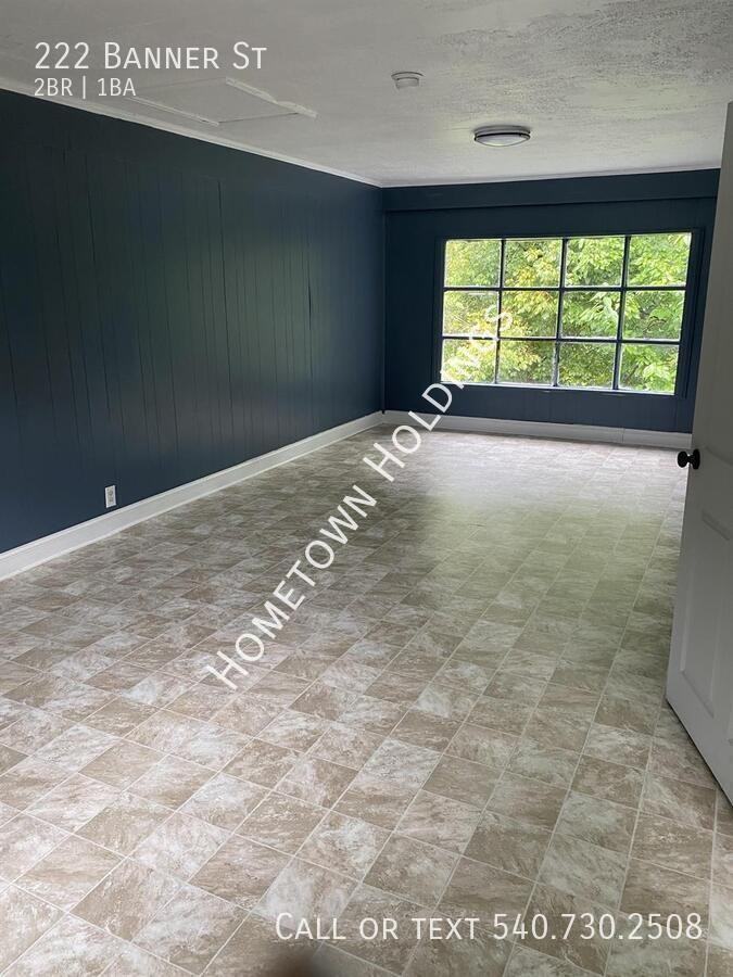 222 Banner St - Photo 4 of 8