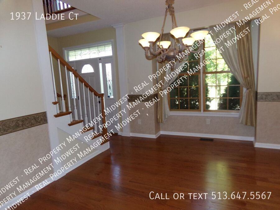 1937 Laddie Ct - Photo 5 of 50