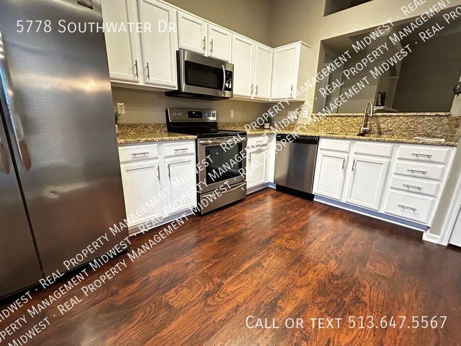 5778 Southwater Dr - Photo 3 of 18