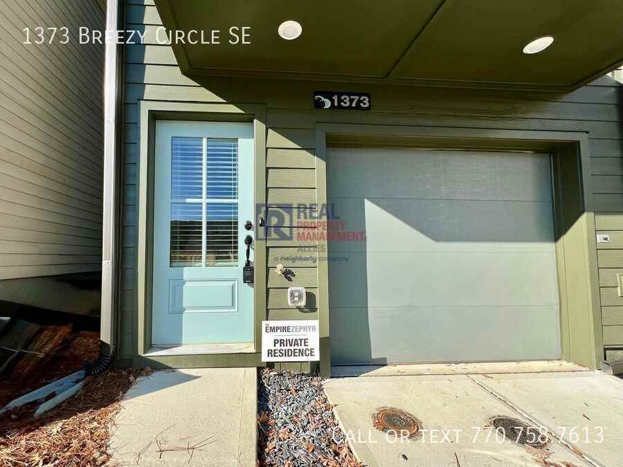 1373 Breezy Cir Se - Photo 2 of 18