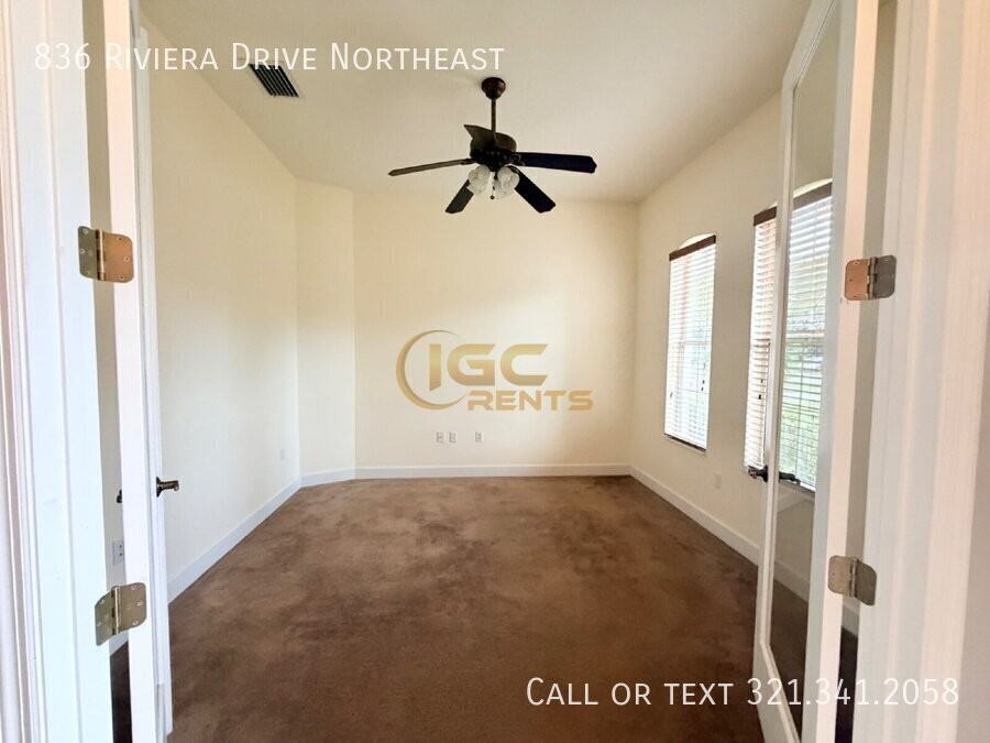 836 Riviera Dr Ne - Photo 5 of 31