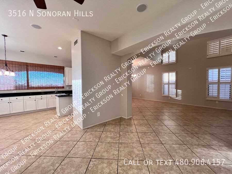 3516 N Sonoran Hls - Photo 3 of 37