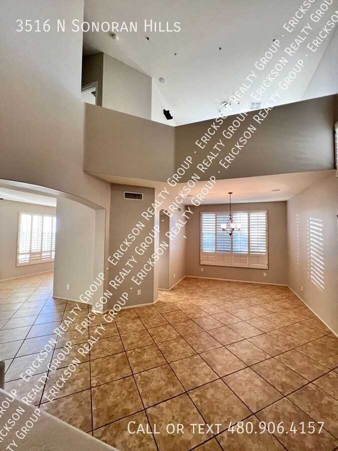 3516 N Sonoran Hls - Photo 4 of 37