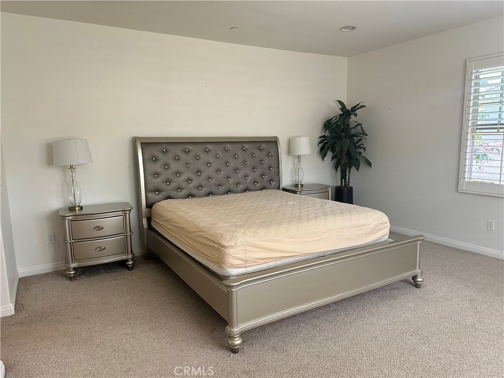 50 Full Moon #50 - Photo 2 of 19