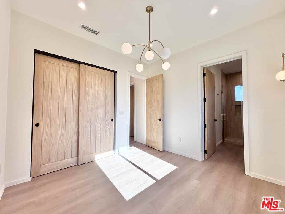 17850 Saticoy St #17850 - Photo 7 of 14