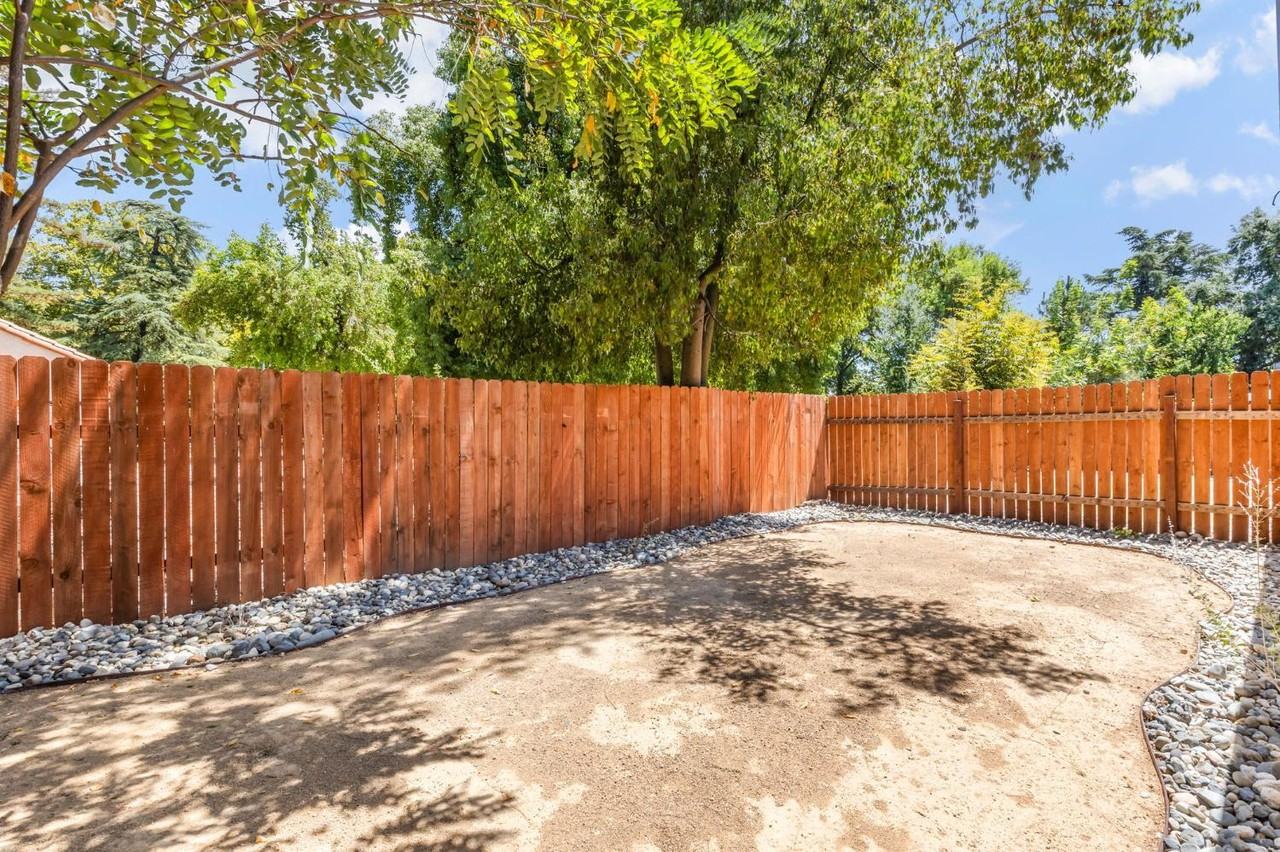 801 California St #801 - Photo 3 of 27