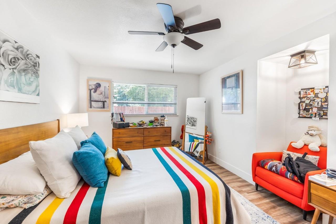 801 California St #801 - Photo 7 of 27